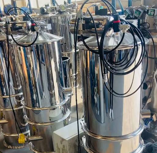 宇帆機械淺析真空上料機的特點